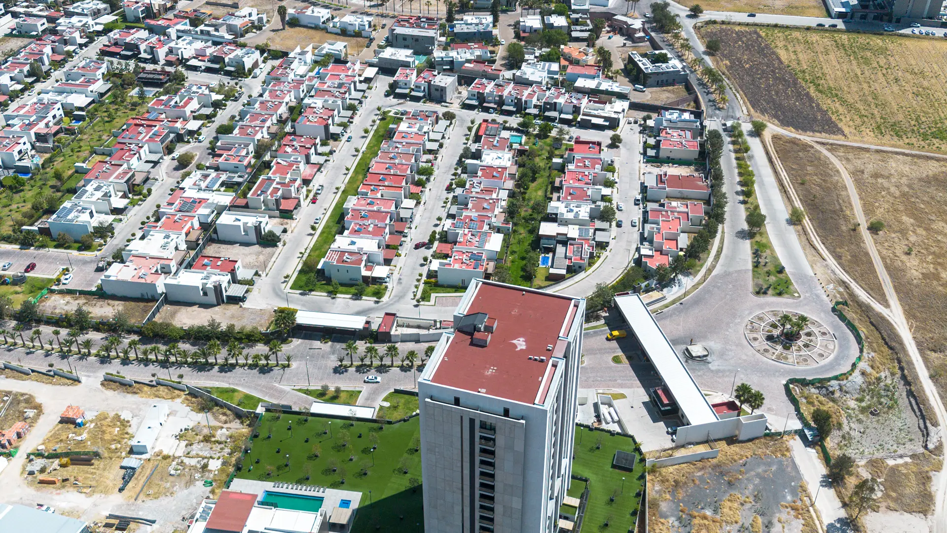 Imponente torre de departamentos Magno en Celaya